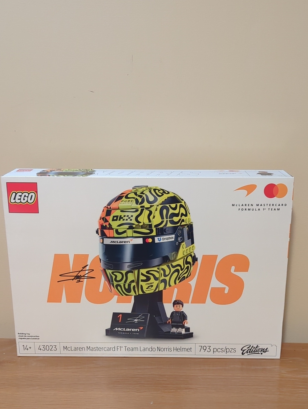 LEGO  McLaren Lando Norris Helmet Brand New